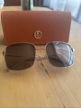 Tory Burch Brand new in case rose gold sunglasses with pink accents